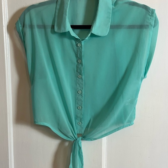 Mint Green Button-Up Blouse - Picture 2 of 2